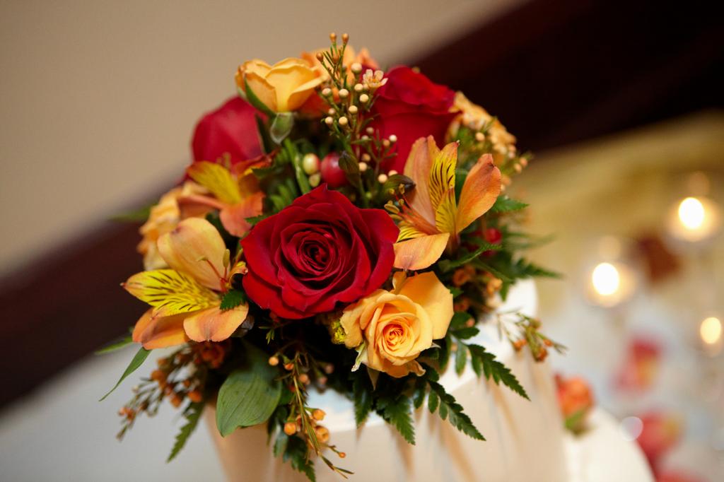 Pictures for VILLAGE GREEN FLORIST in Livonia, MI 48152 Flowers